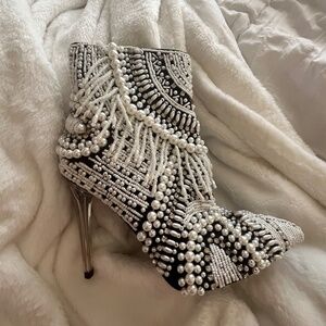 Ankle booties